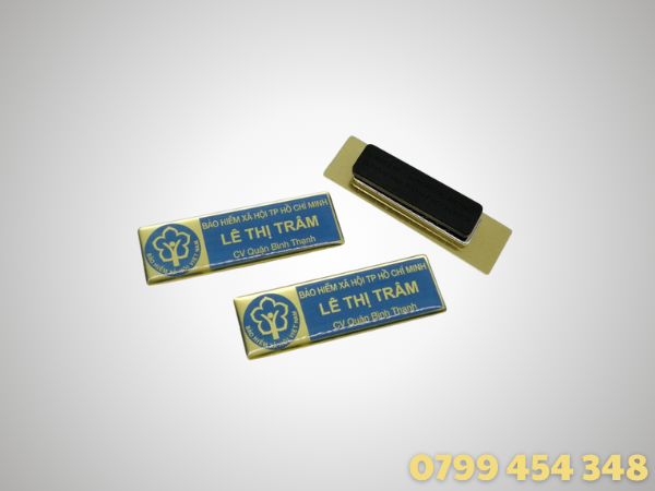 Bảng tên cài áo